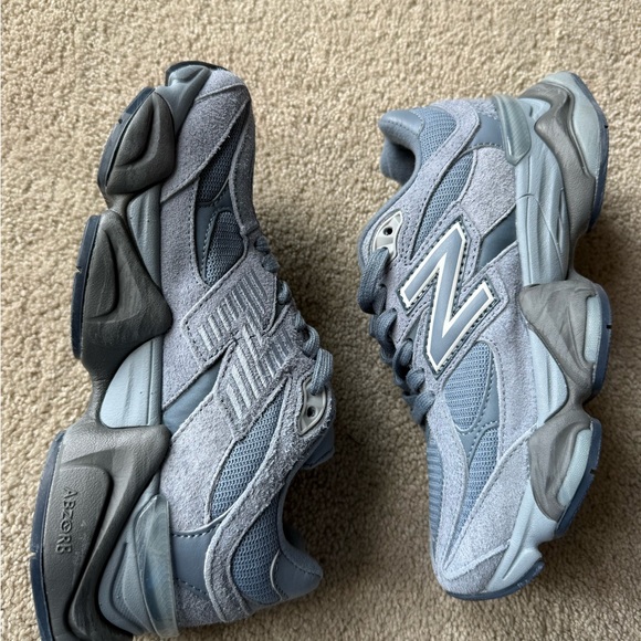 New Balance 9060 Arctic Grey 5.5 youth - Picture 6 of 7